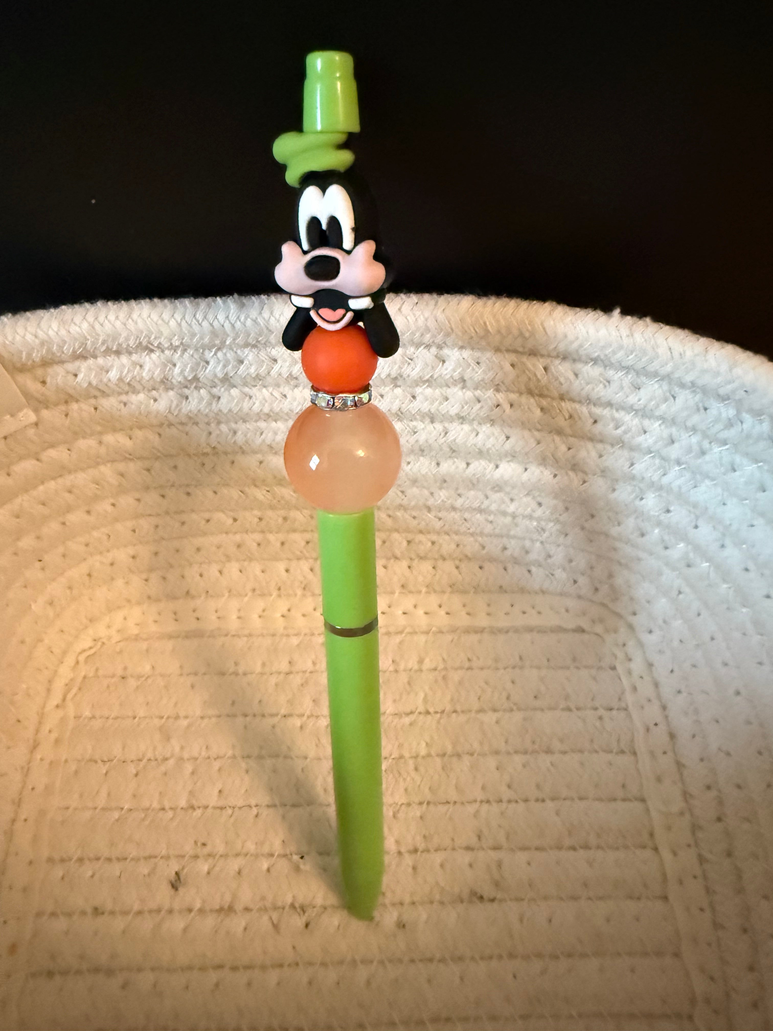 Goofy focal ink pen