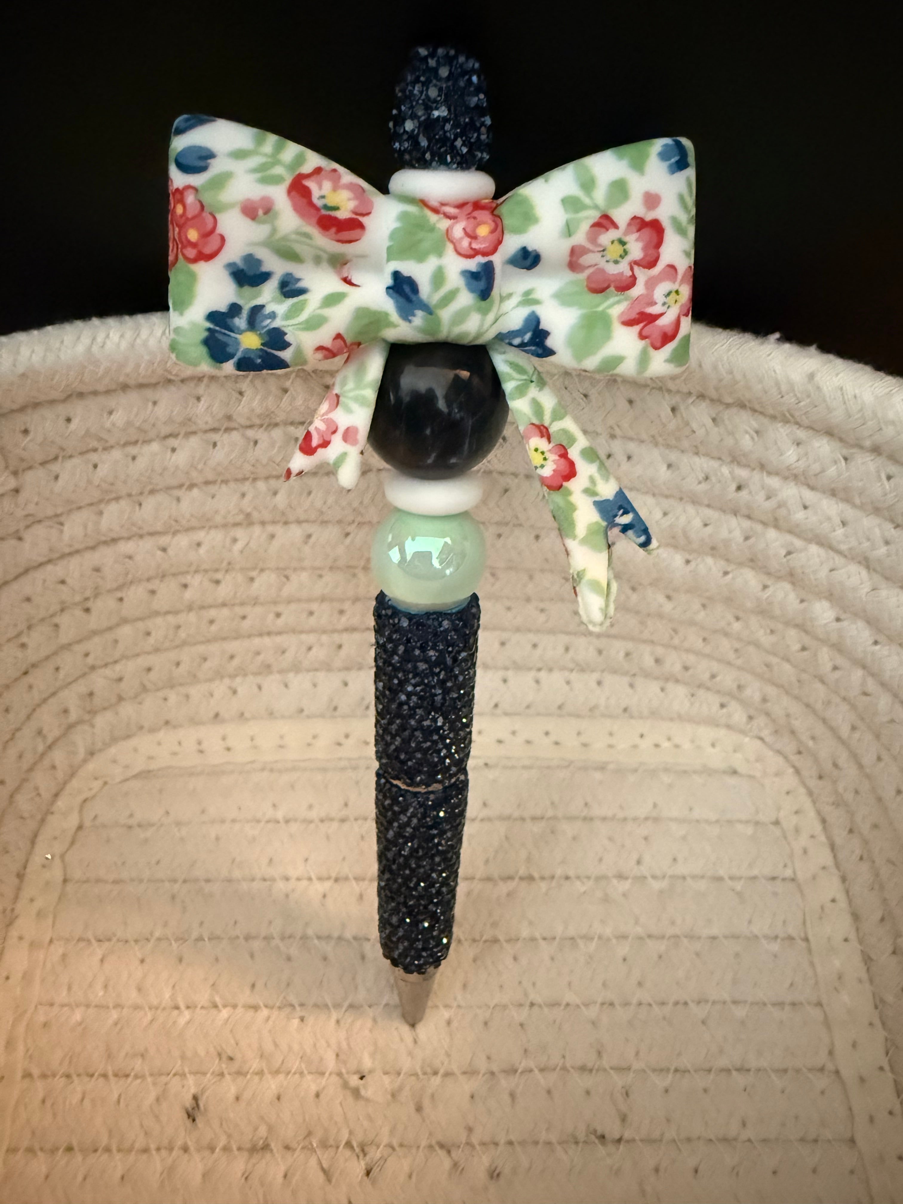 Large flower bow rhinestone ink pen