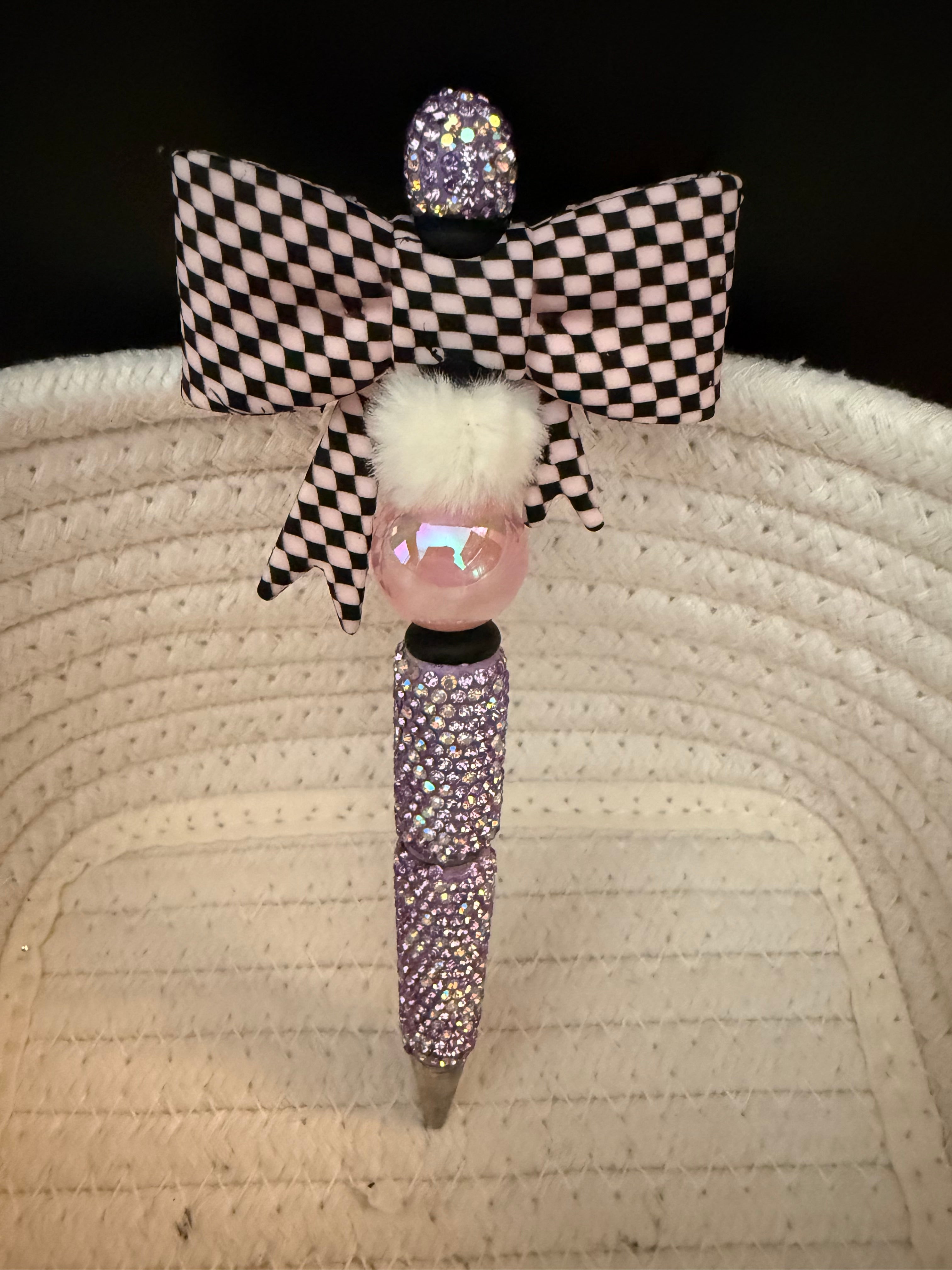 Light pink checkered large bow on rhinestone ink pen