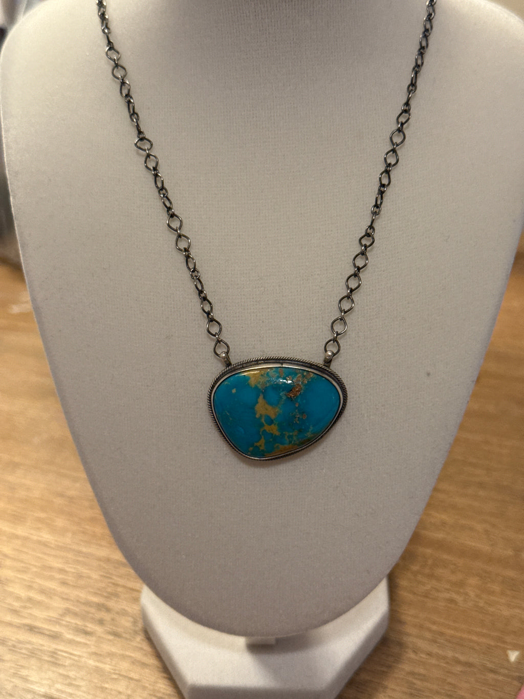 Antonette Mart Navajo Handmade SS Kingman Turquoise Necklace. 18 inch Gun metal chain