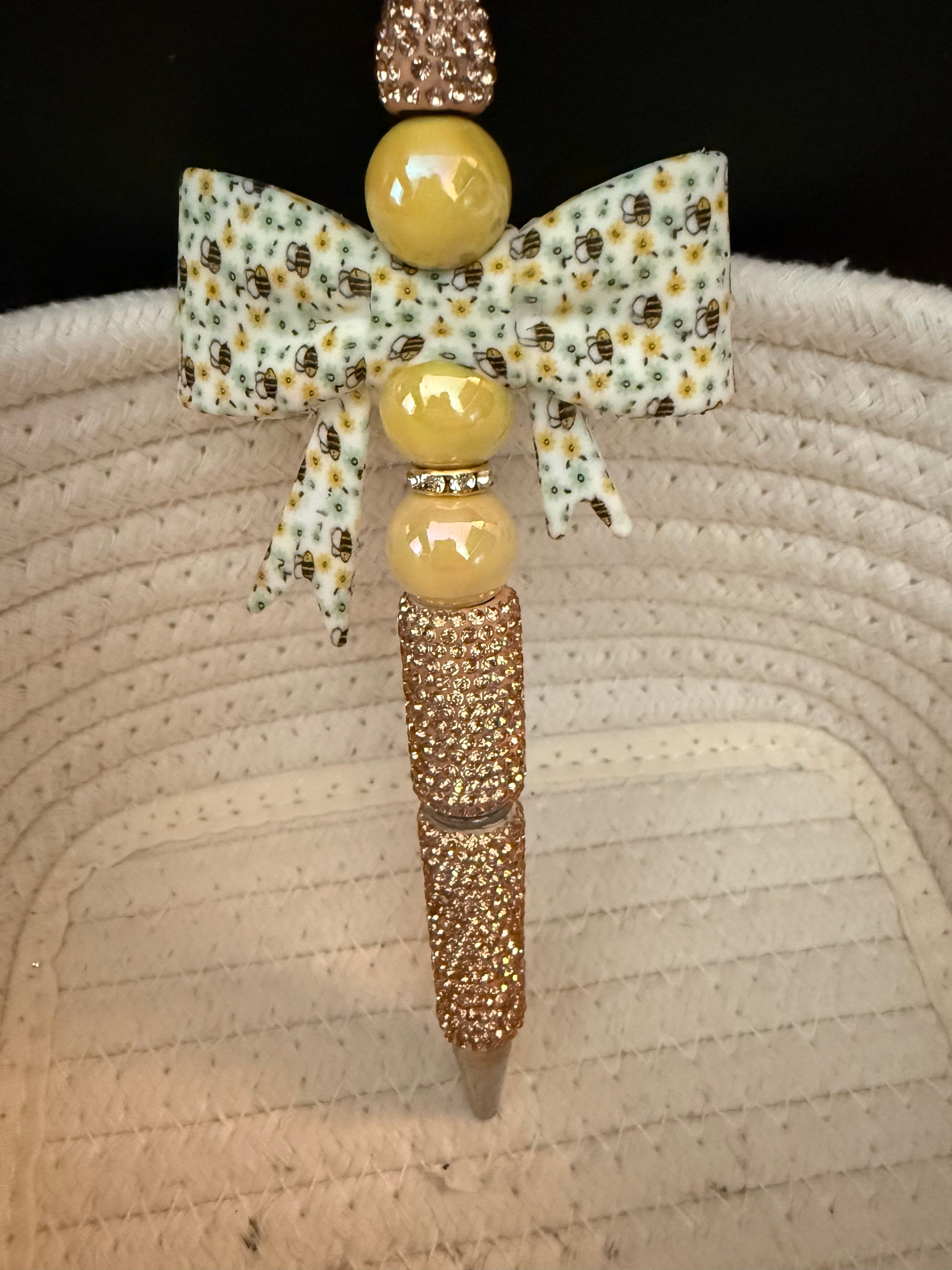 Large Bee bow on rhinestone ink pen