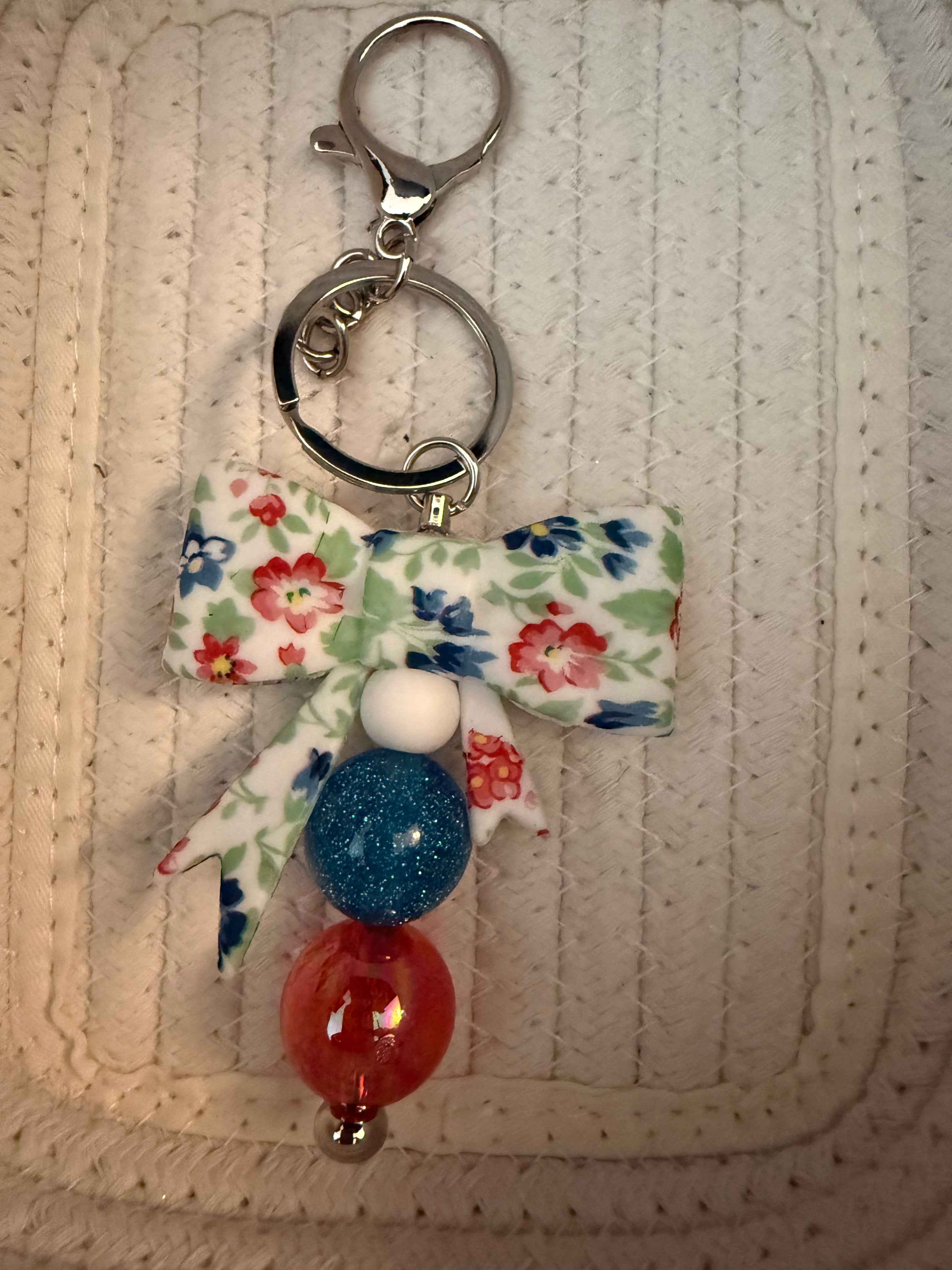 Large flower bow keyring